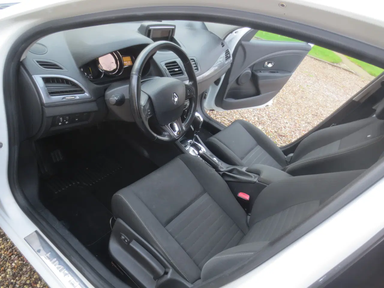 Billede 17 - Renault Megane 1.5 DCI Aut  År 2015. 