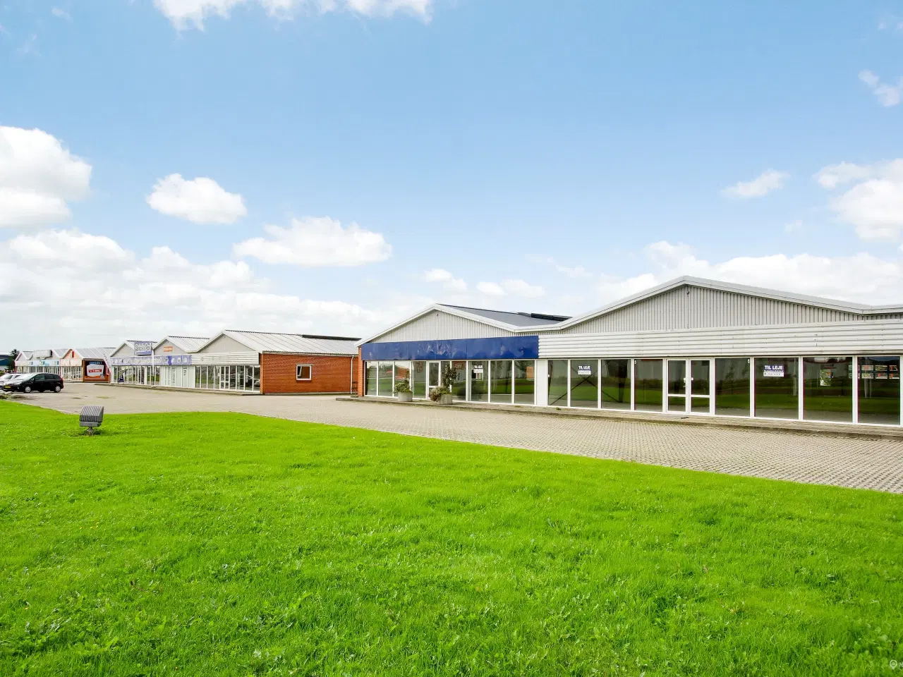 Billede 1 - Storbutik på bedste placering - Billig leje