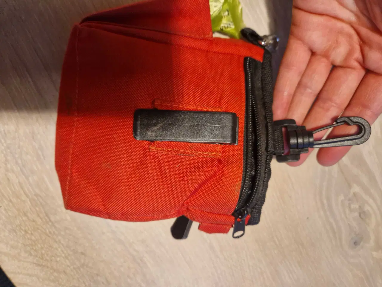 Billede 4 - Godbids taske I rød