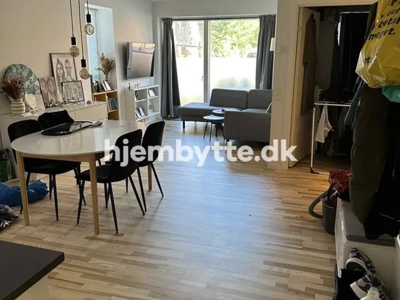 Billede 1 - Hjembytte - Baltorpstræde