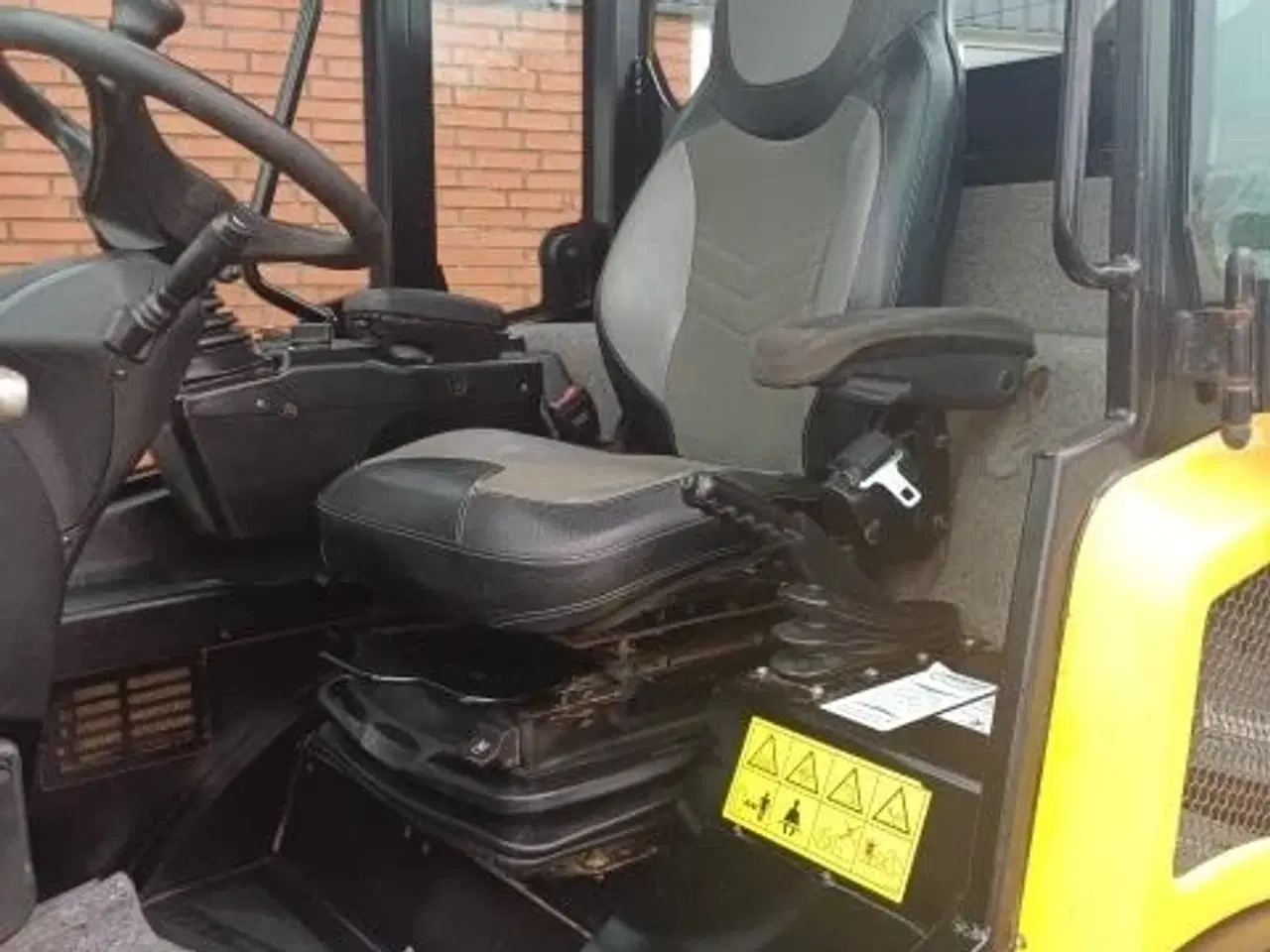 Billede 11 - Gehl AL750 m/kabine