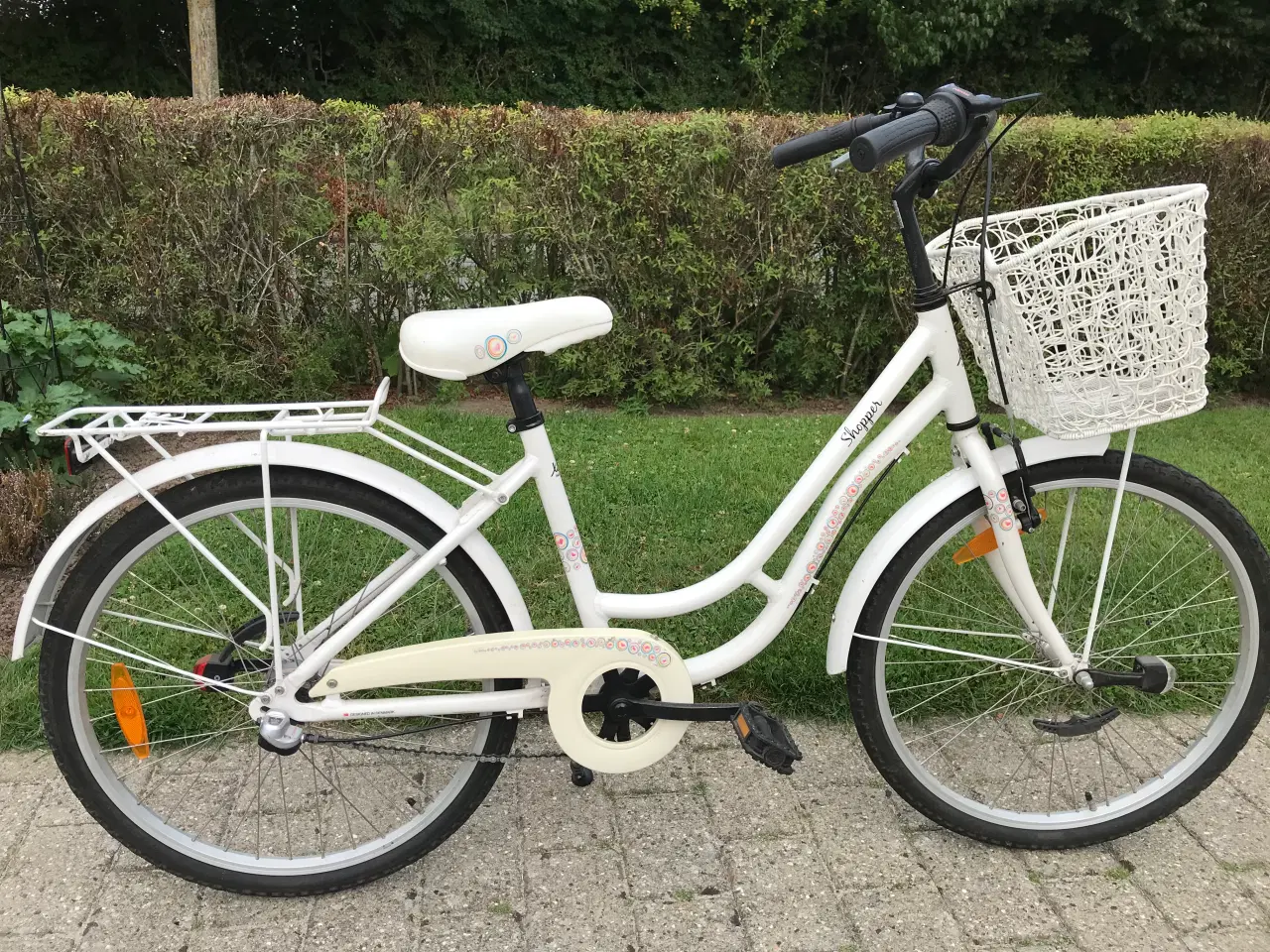 Billede 1 - Pigecykel 24" 3 gear, hvid, perfekt stand