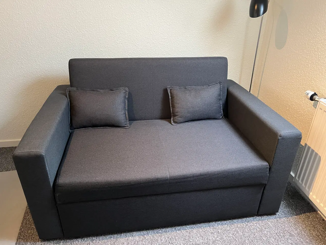 Billede 1 - Sovesofa i lækkert stof