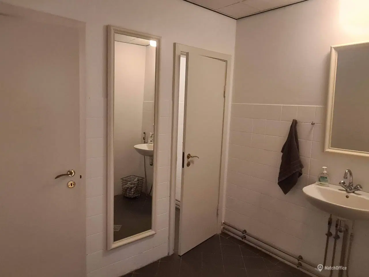 Billede 6 - 34 kvm lyst kontor i kontorfællesskab