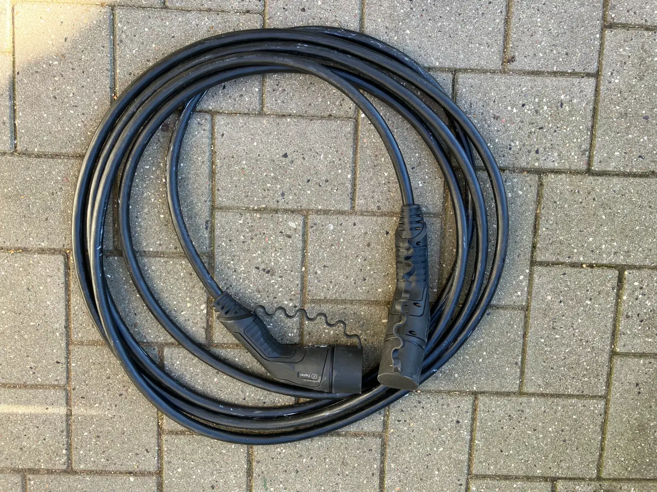 Billede 1 - Ladekabel til Elbil Type 2