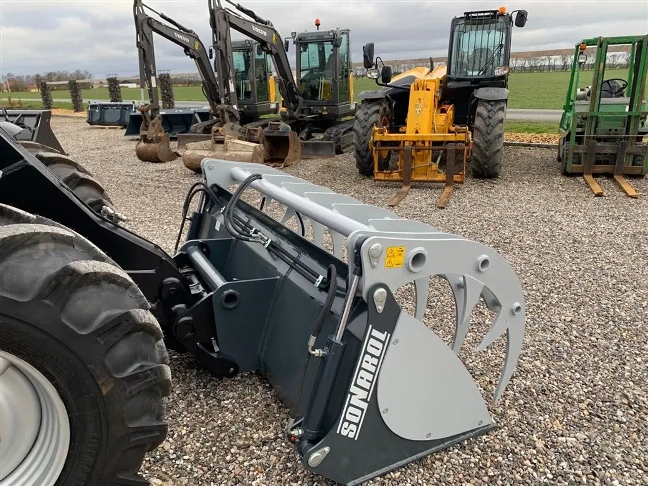 Billede 2 - Manitou NY MULTISKOVL 240CM
