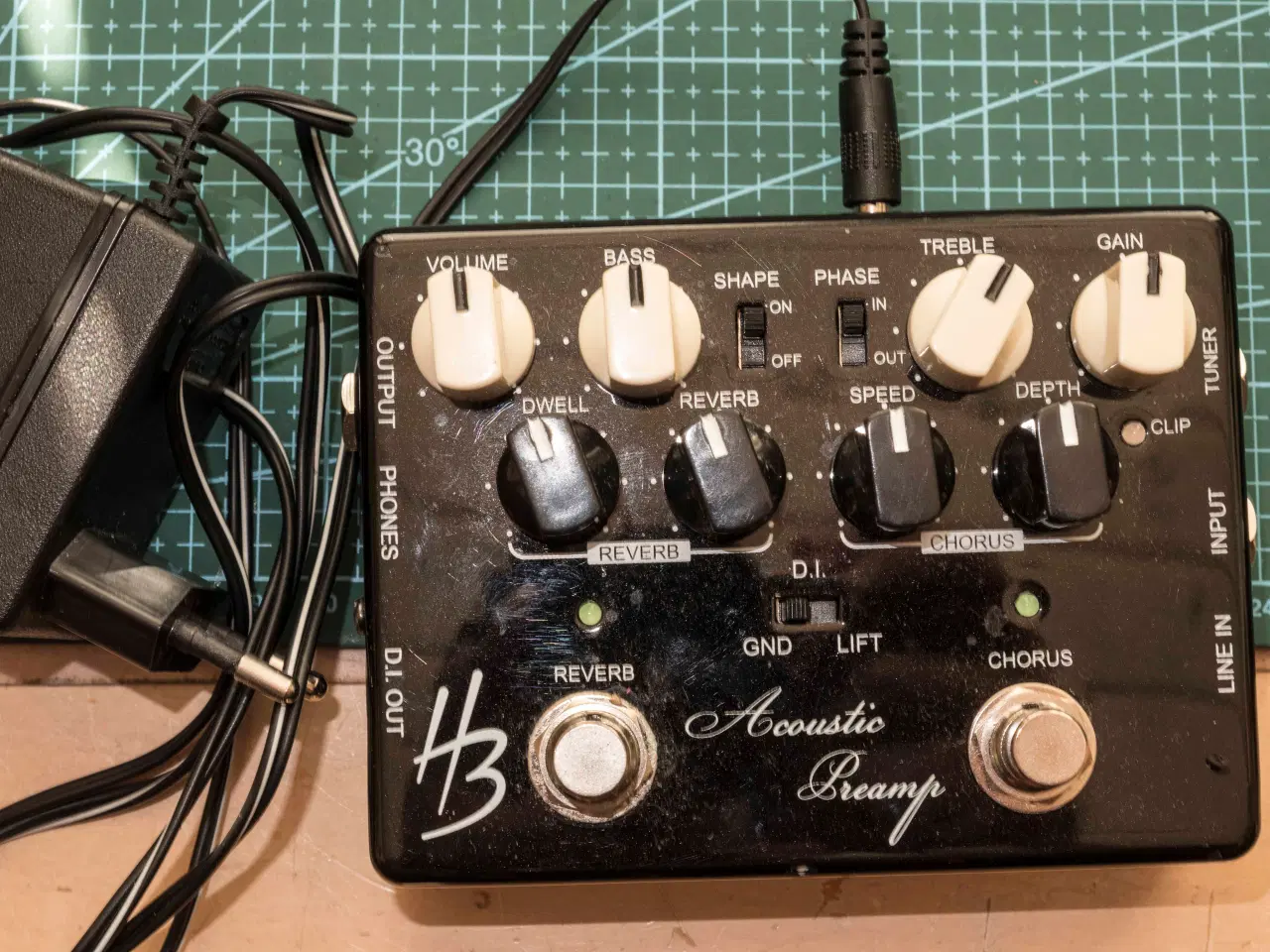 Billede 3 - Harley Benton Acoustic Preamp m. strømadaptor. 