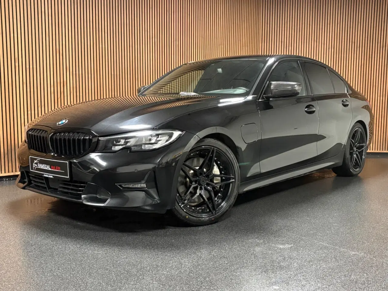 Billede 1 - BMW 330e 2,0 Sport Line aut.
