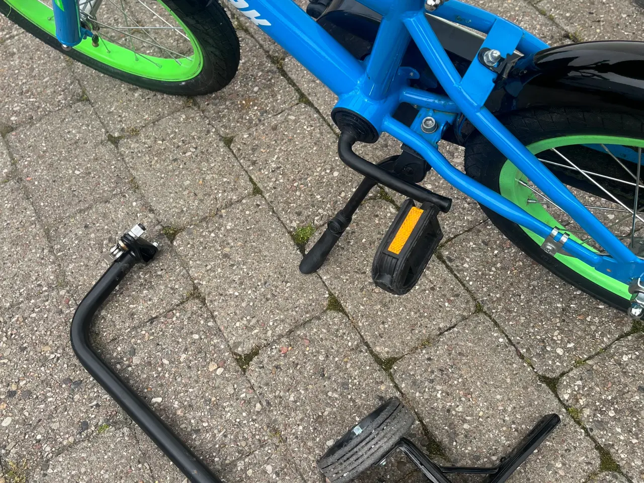Billede 4 - Børnecykel 16".