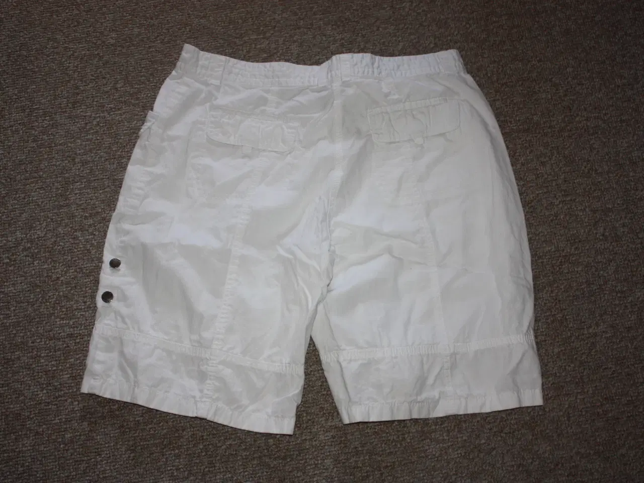 Billede 2 - Shorts Jensen Woman str. 40 stk.pris - 75 kr.