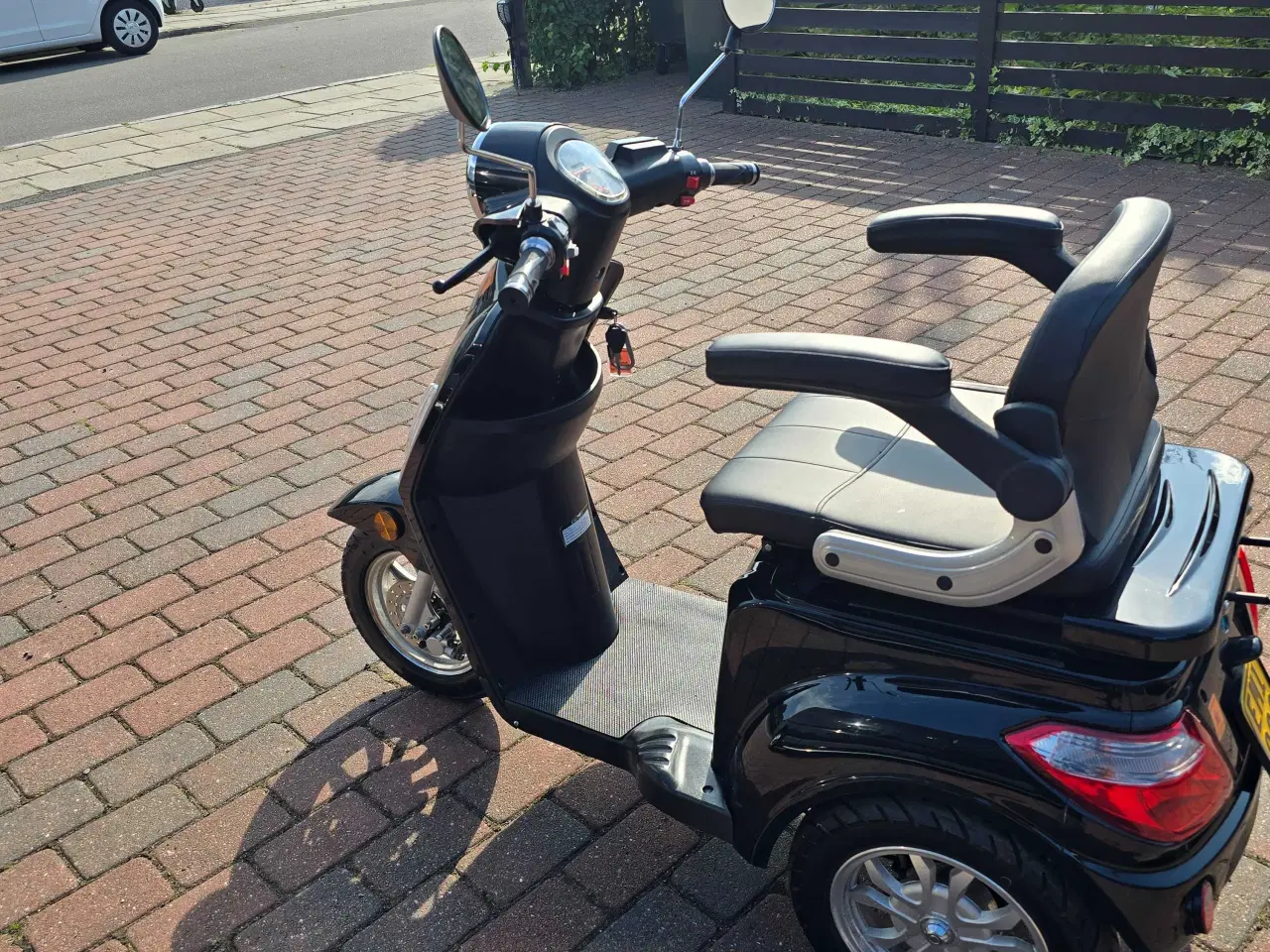 Billede 3 - Elscooter VGATres 25 kmh