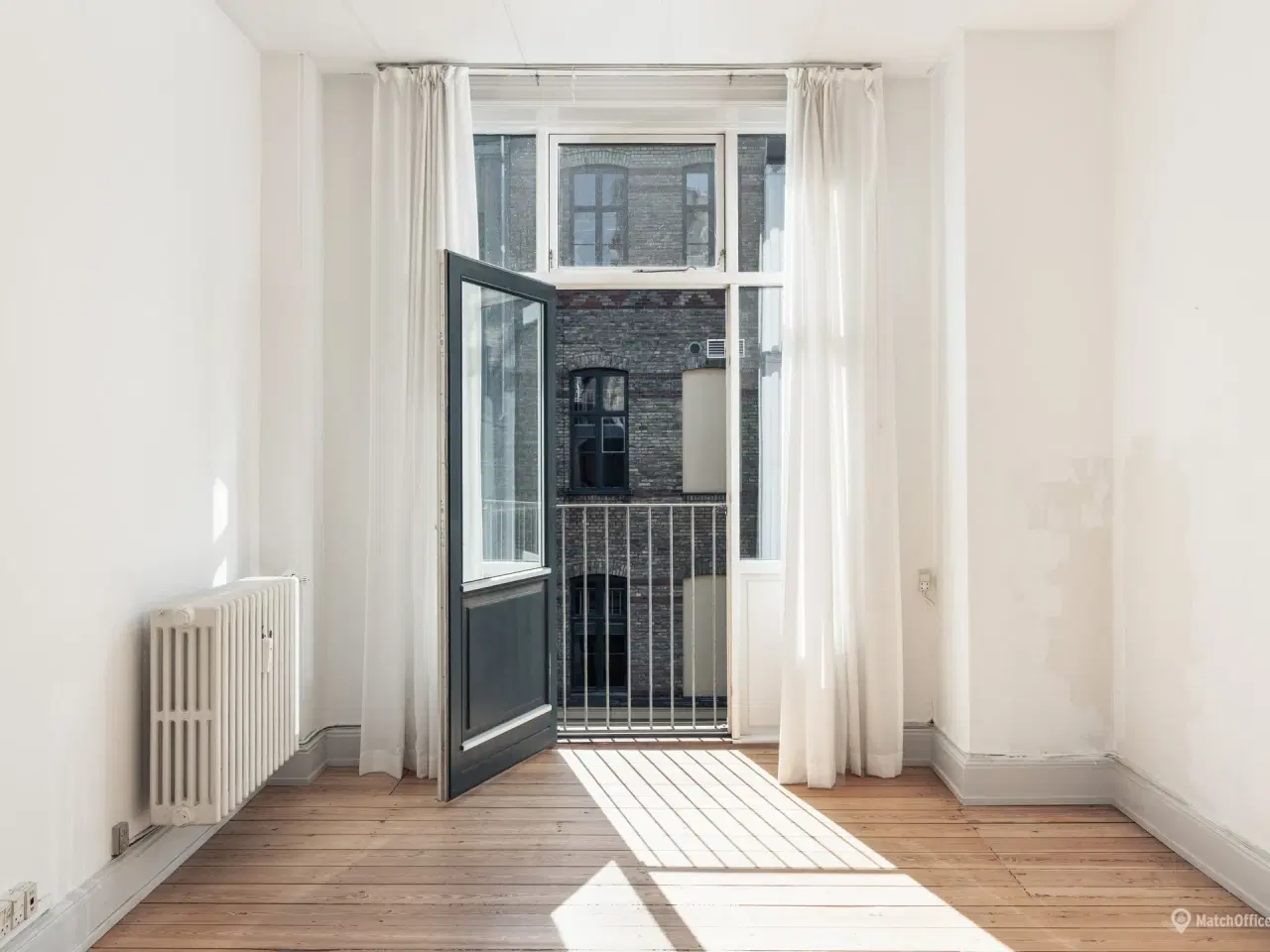 Billede 10 - Sublim beliggende. god synlighed og herskabelig elegance