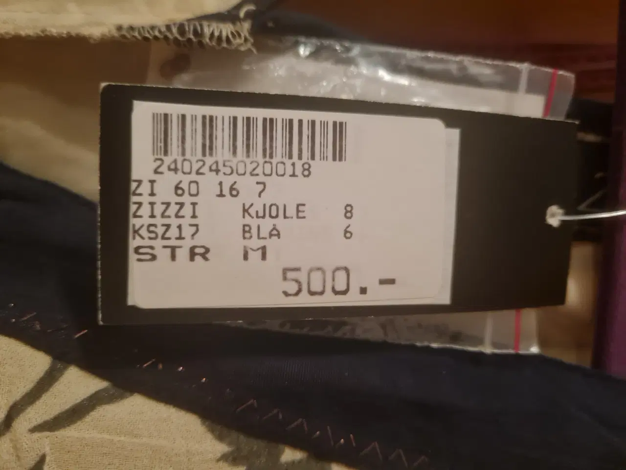 Billede 3 - ny kjole str m 45-48 fra Zizzi