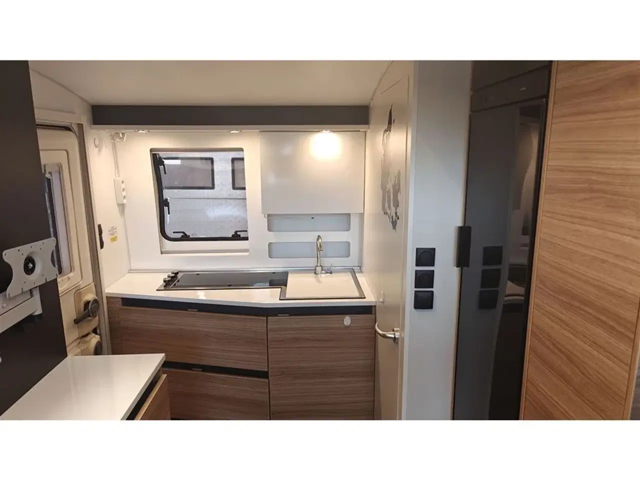 Billede 4 - 2021 - Adria Action 391