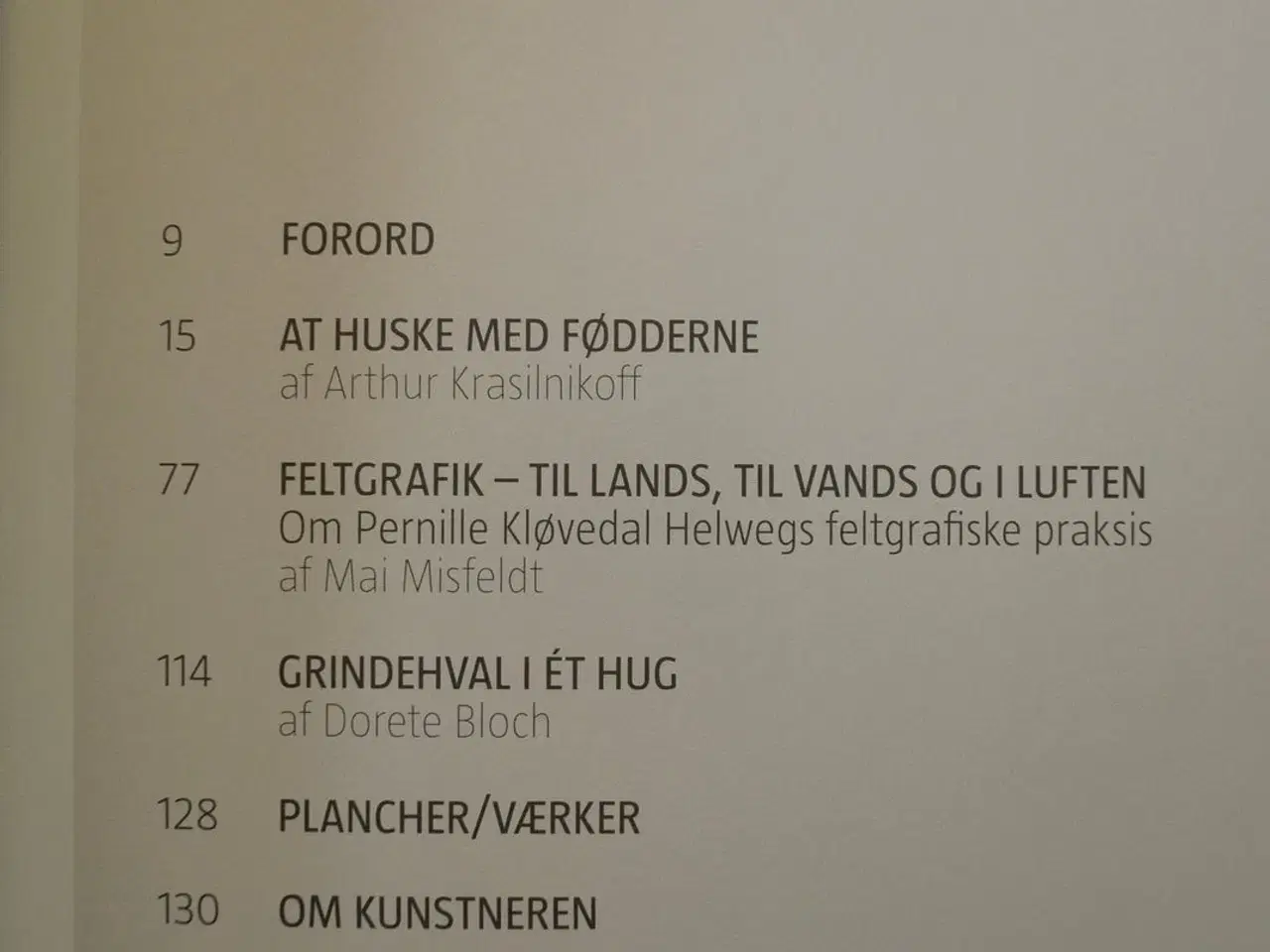 Billede 2 - hvaltegn og dyrespor. - feltgrafik, af pernille kl