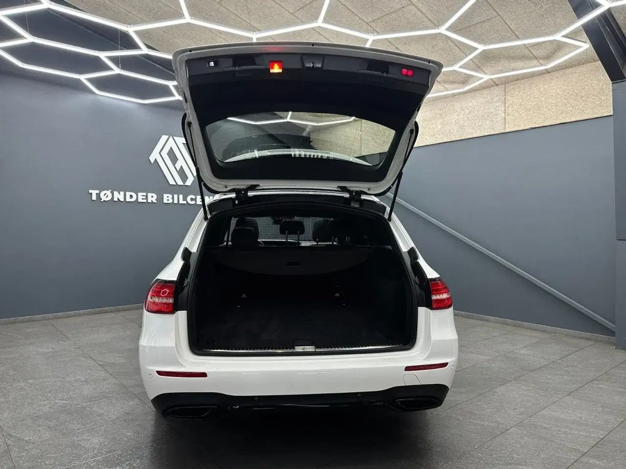 Billede 16 - Mercedes E220 d 2,0 AMG Line stc. aut.