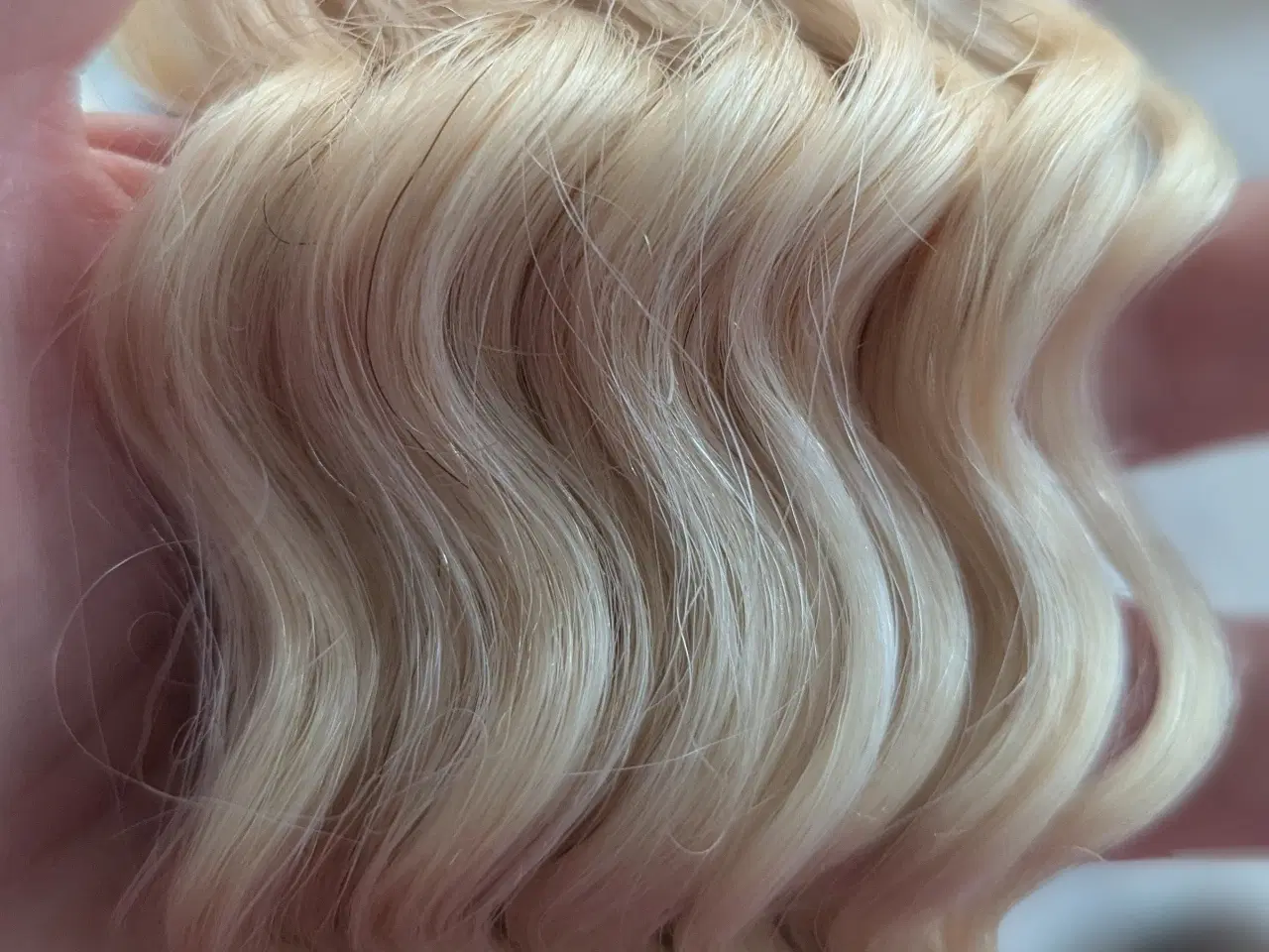 Billede 9 - 3 bundter blonde human hair deep wave 76 cm