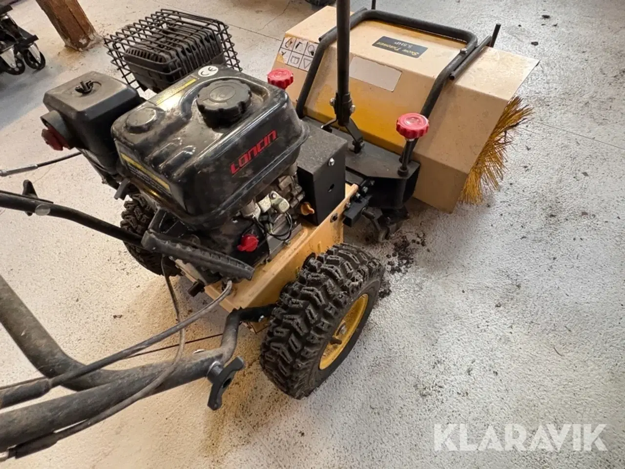 Billede 8 - Fejemaskine Snow thrower