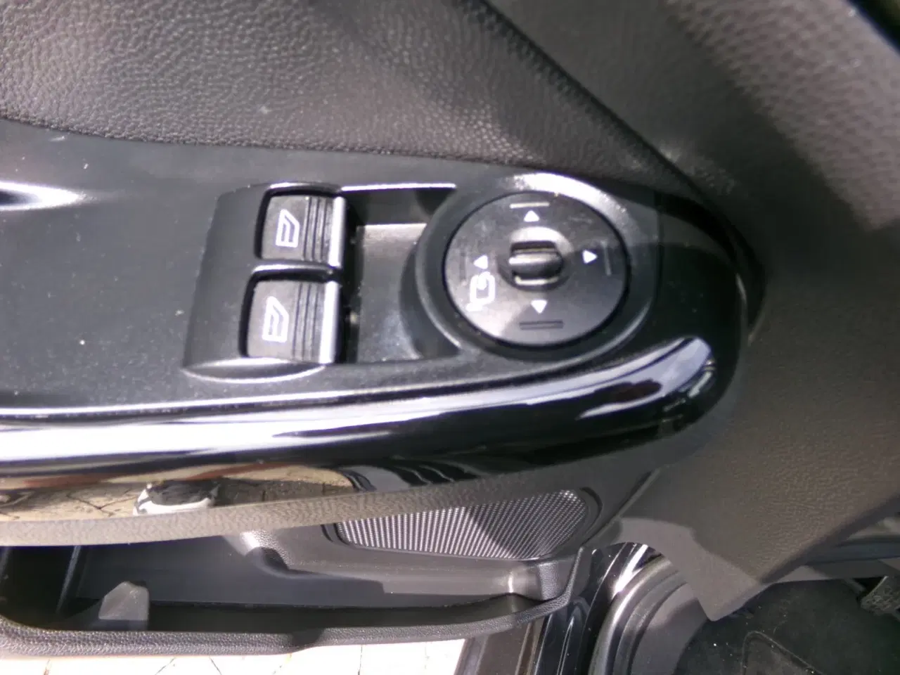 Billede 15 - Ford Fiesta 1,0 SCTi 100 Titanium