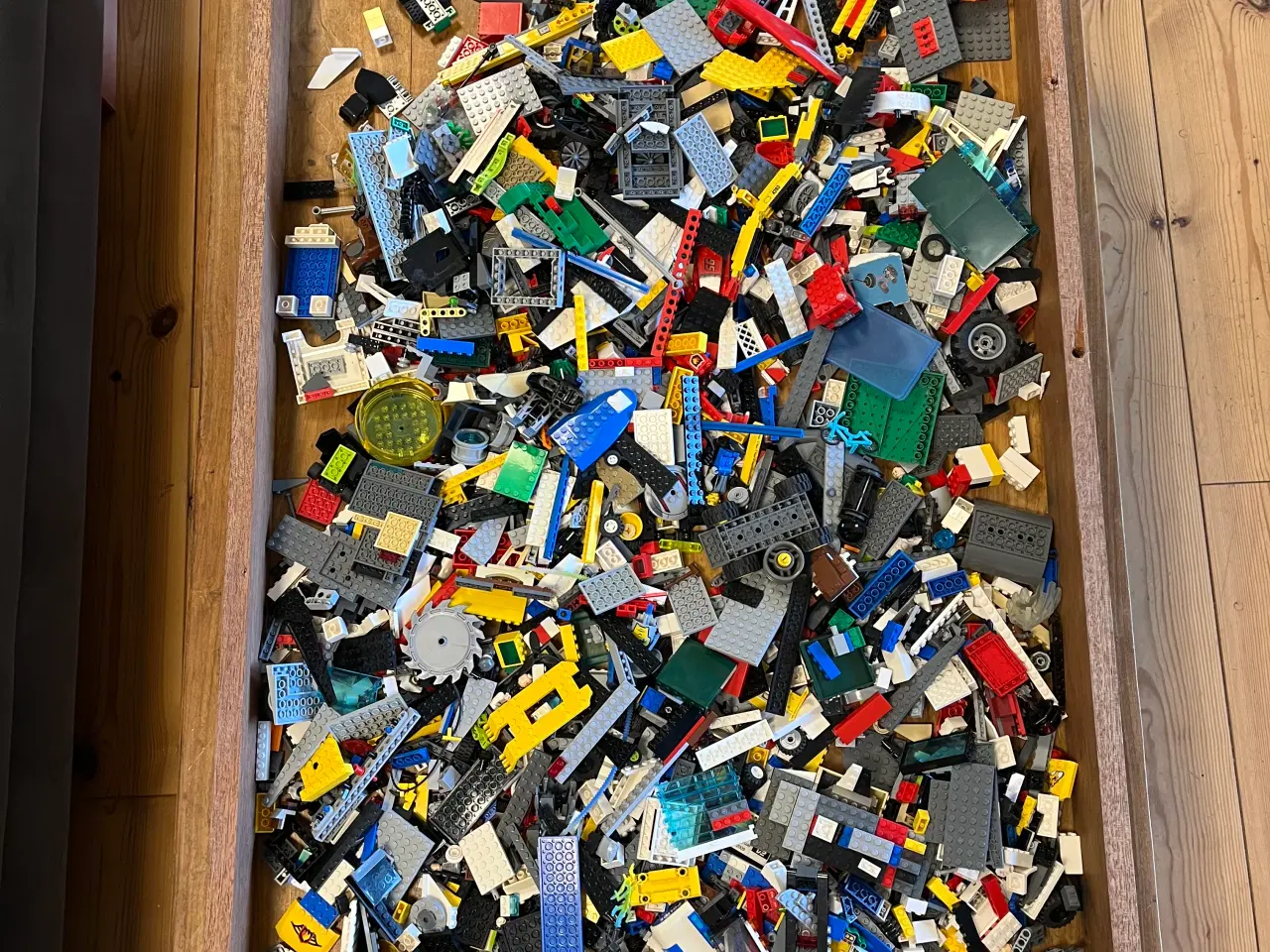 Billede 6 - Lego - ca. 40 kg + togskinner +Lego Exoforce 7707 