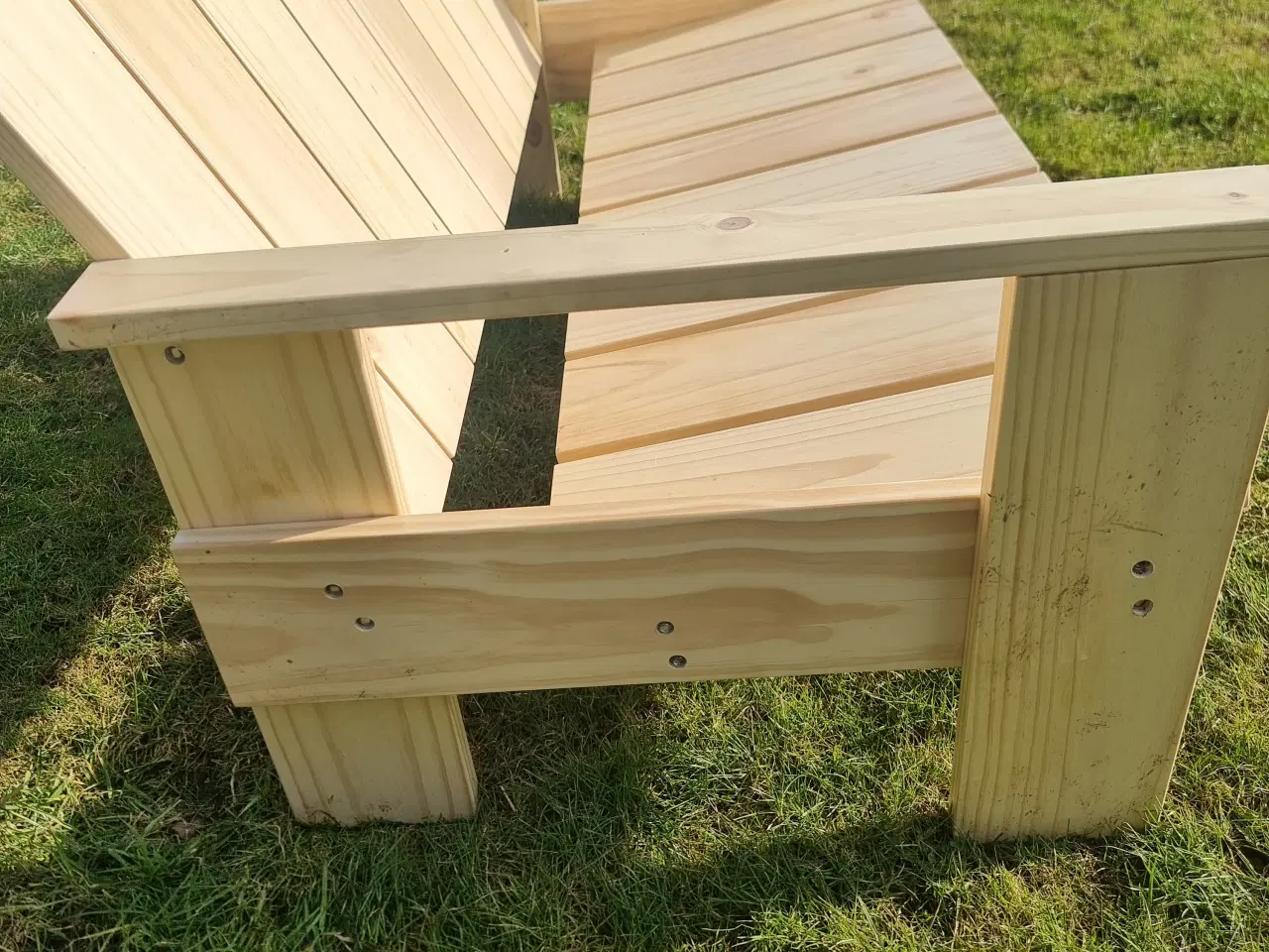 Billede 3 - Havebænk i træ i naturfarve