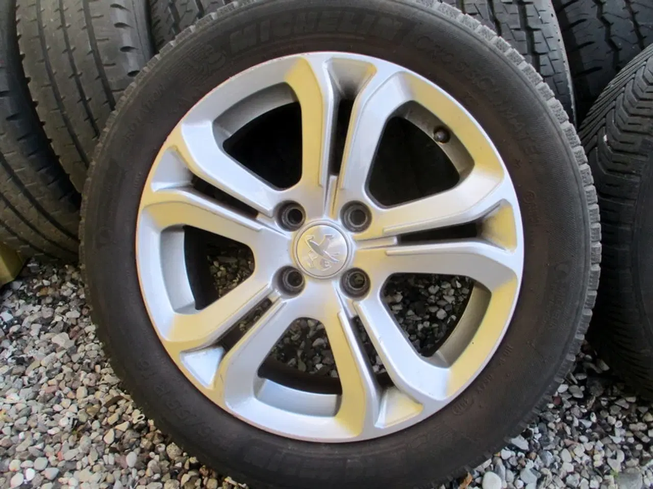 Billede 8 - 16" Peugeot 4X108 ET23 195/55/16" helårsdæk