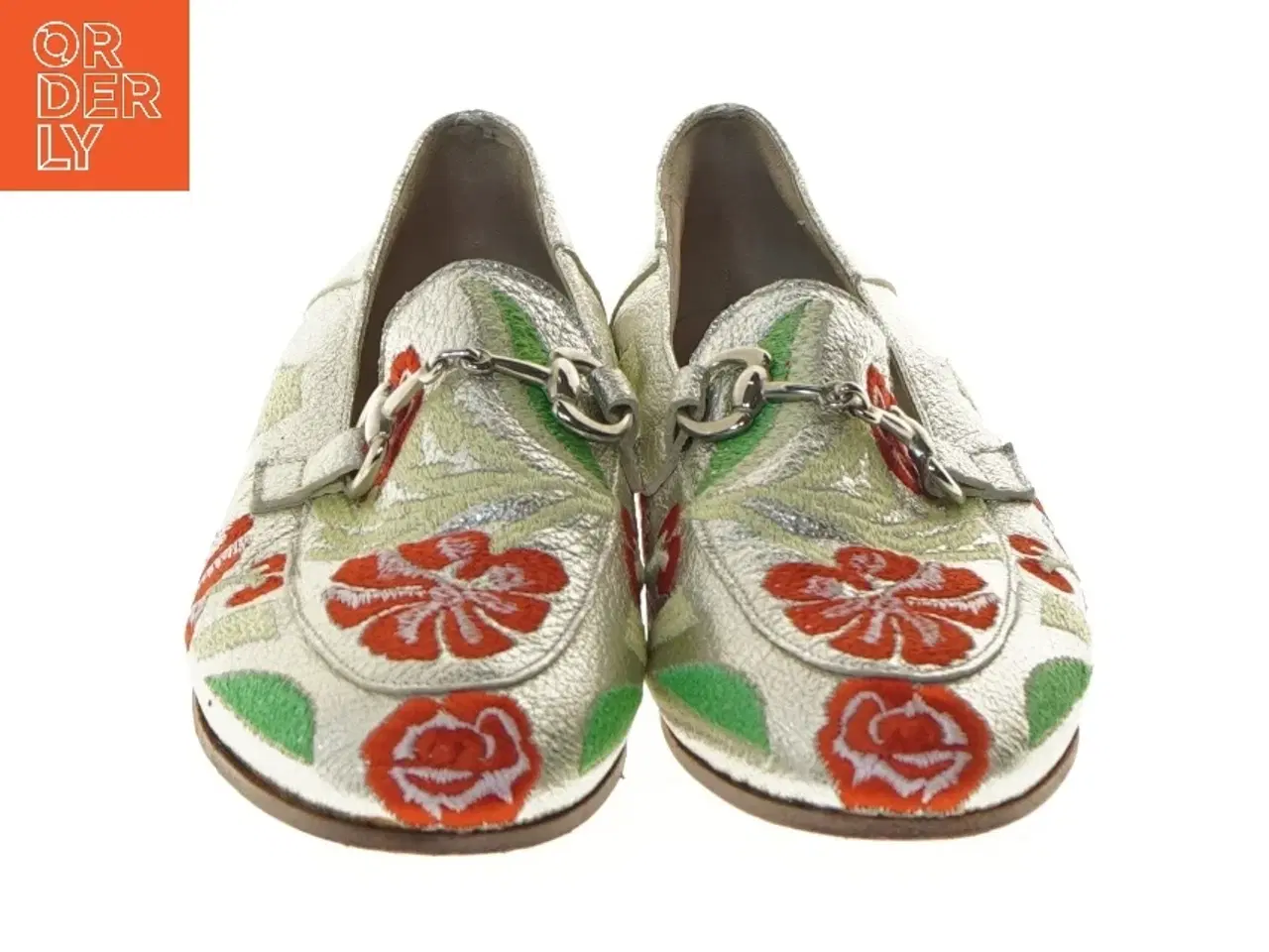 Billede 4 - Sølvfarvede loafers med blomsterbroderi fra Laura Bellariva (str. 37 )