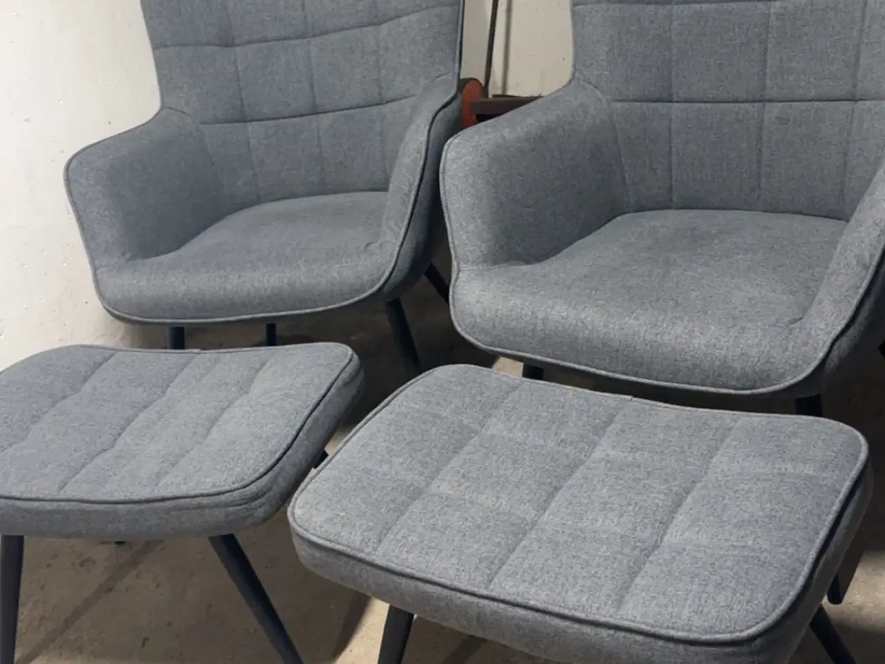Billede 1 - 2 lænestole med 2 skamler til
