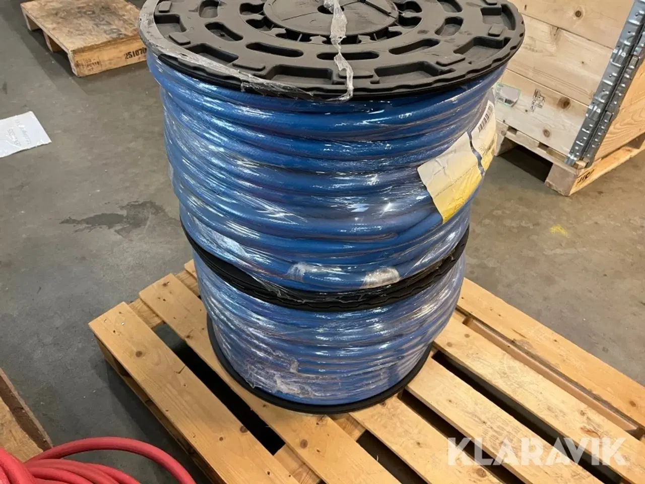 Billede 5 - Slanger 5/8" (16 mm) 220 meter i alt – 2 ruller à 110 meter blå