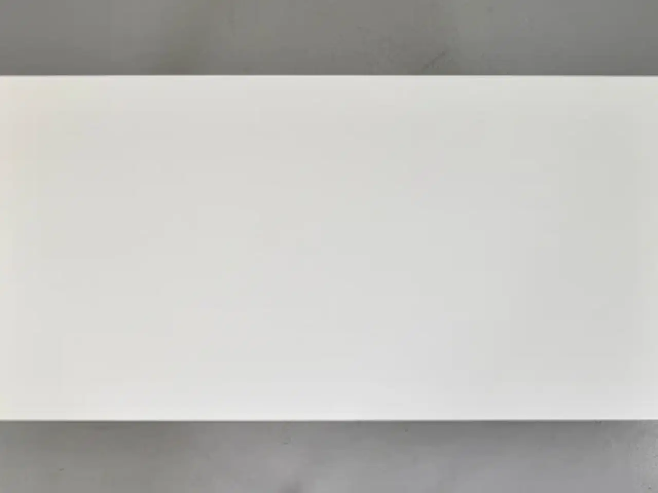 Billede 5 - Hæve-/sænkebord med hvid laminat fsc plade på alu stel
