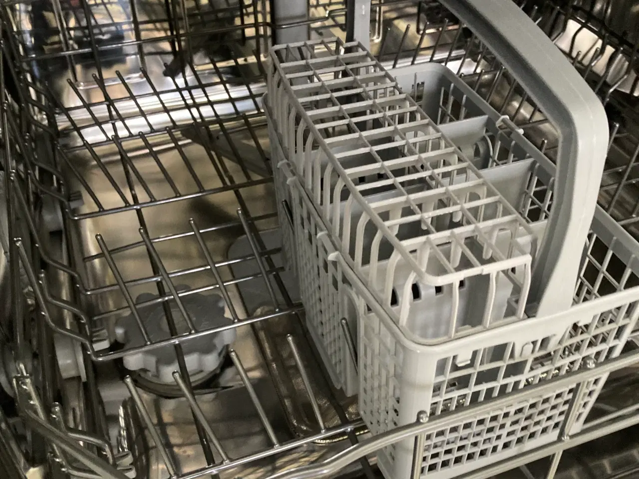 Billede 6 - Opvaskemaskine Gram