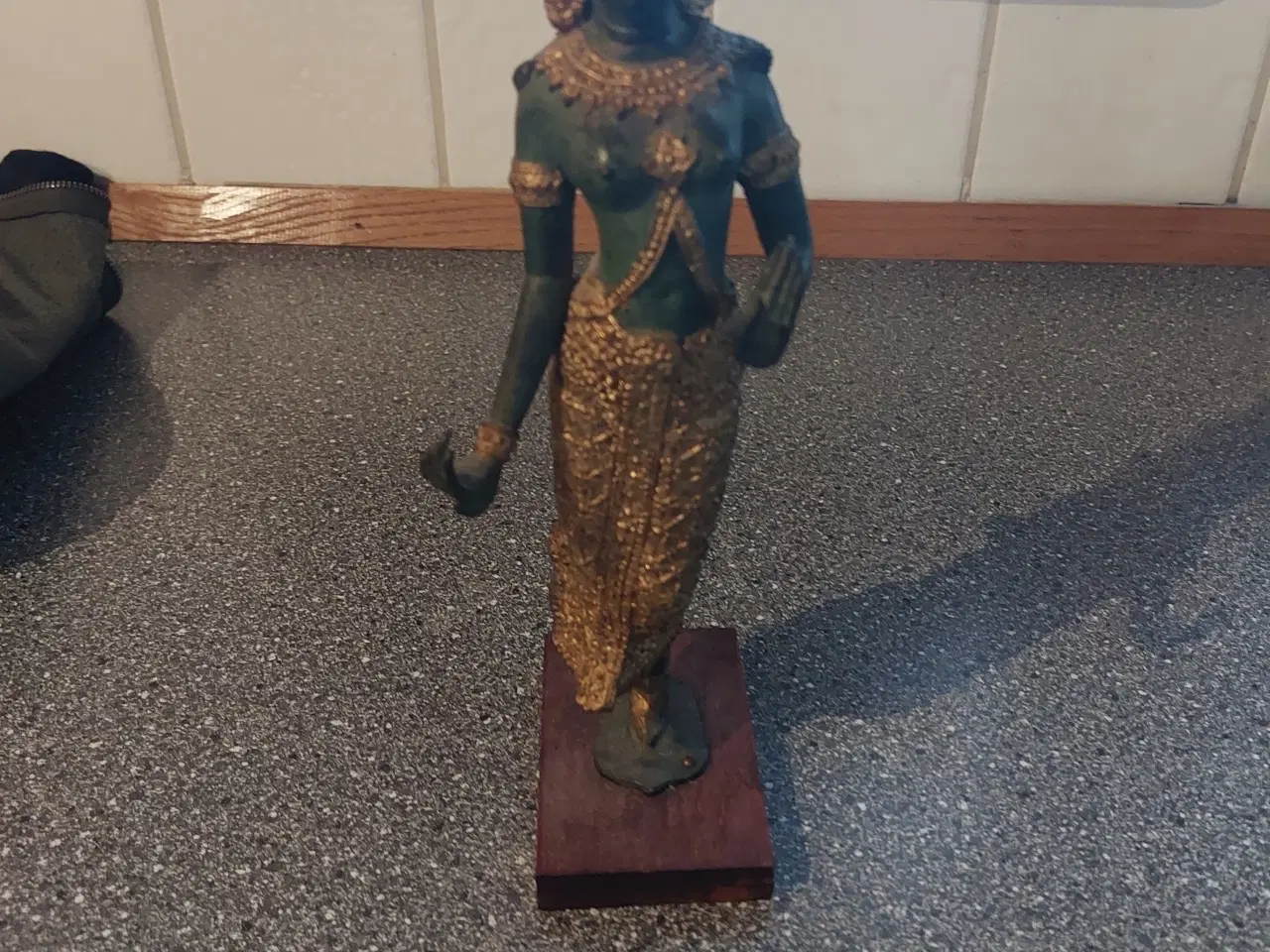 Billede 1 - Thailandske Bronze Figure