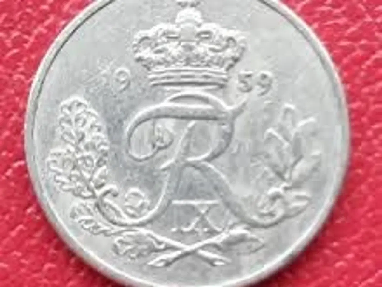 Billede 3 - Gamle 10 kr og 10 øre fra 59
