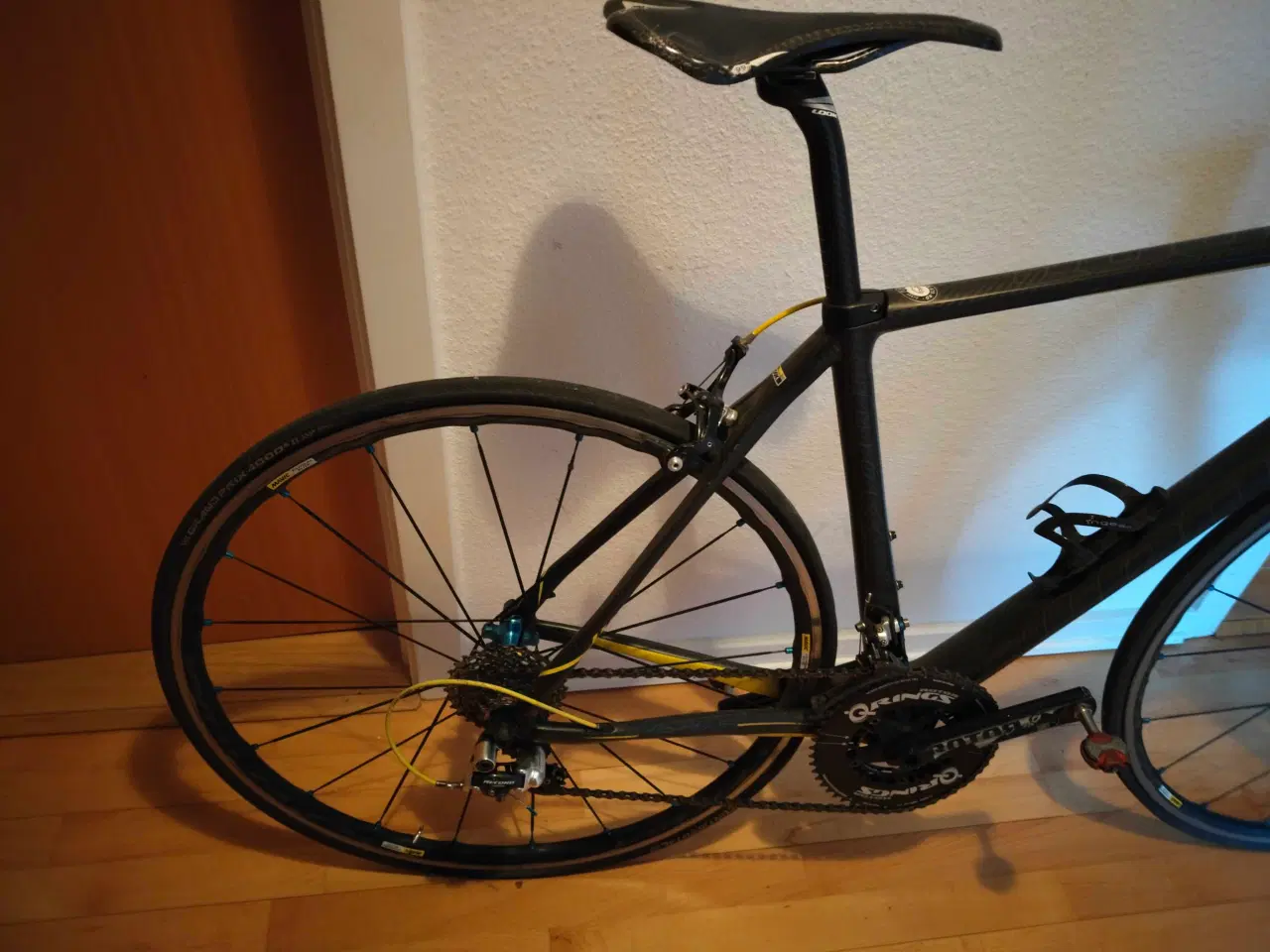 Billede 3 - Rytter cykler 