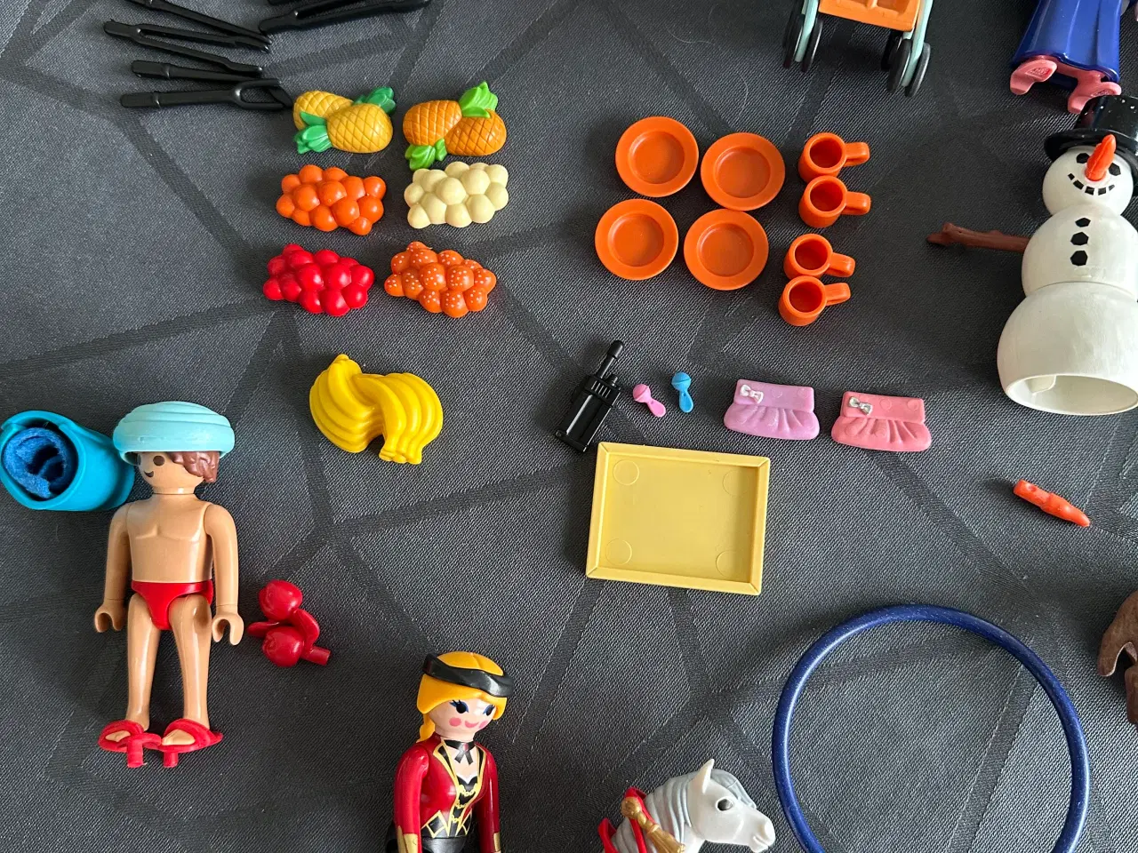 Billede 5 - Playmobil forskellige dele