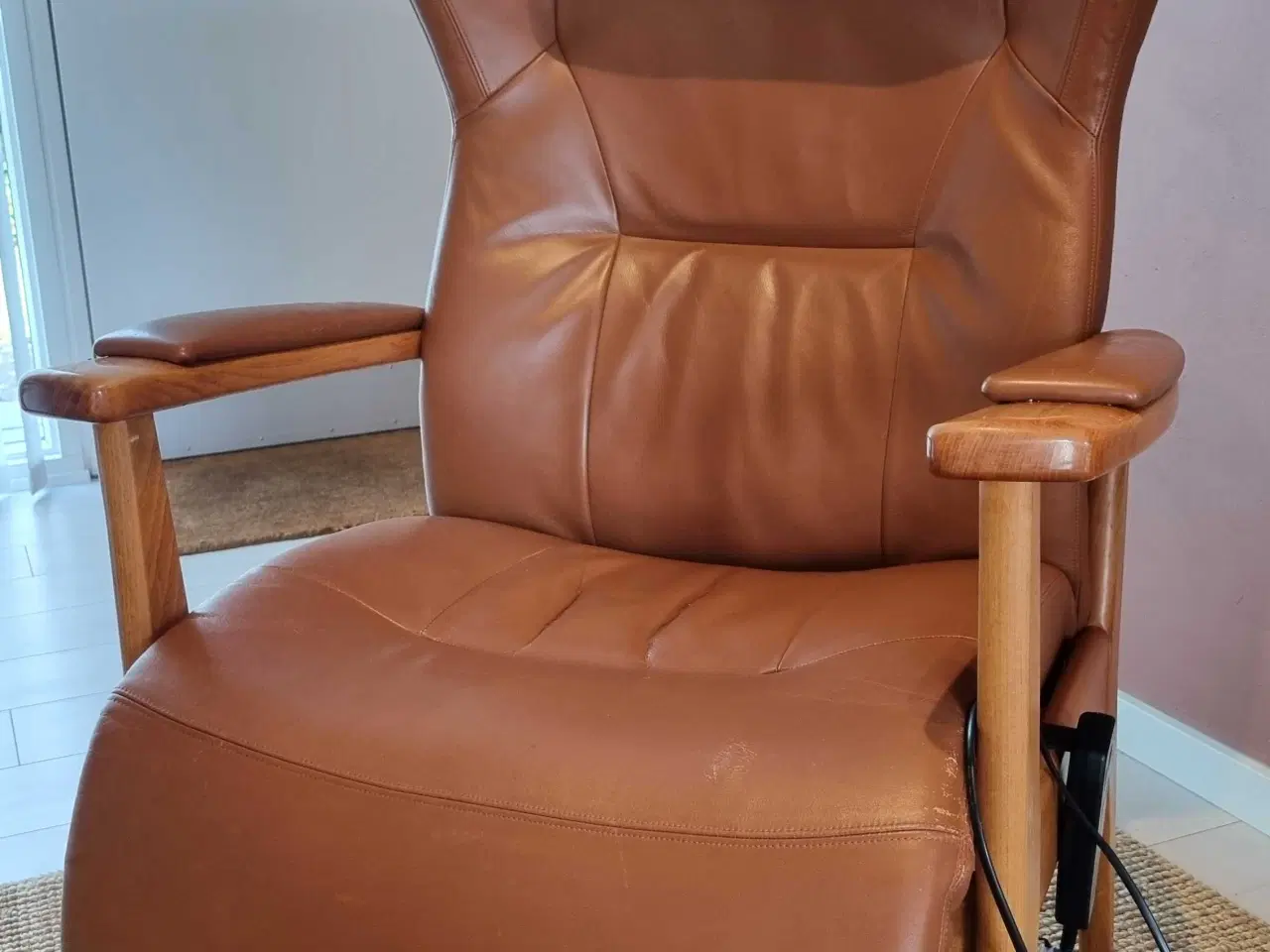 Billede 2 - Flot Farstrup el-lænestol