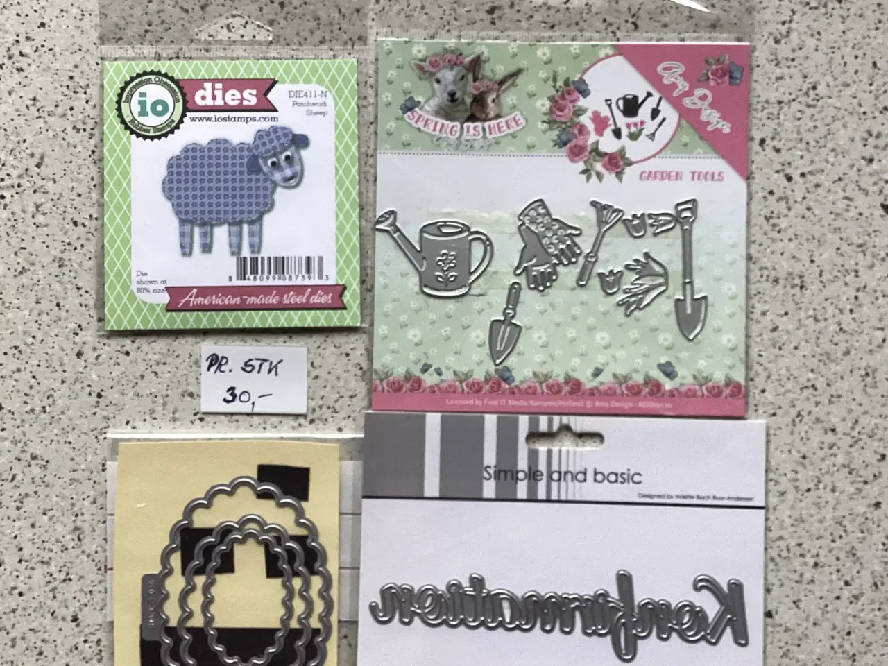 Billede 13 - Scrapbook dies, sæt, embossing, punch, mm. Fra