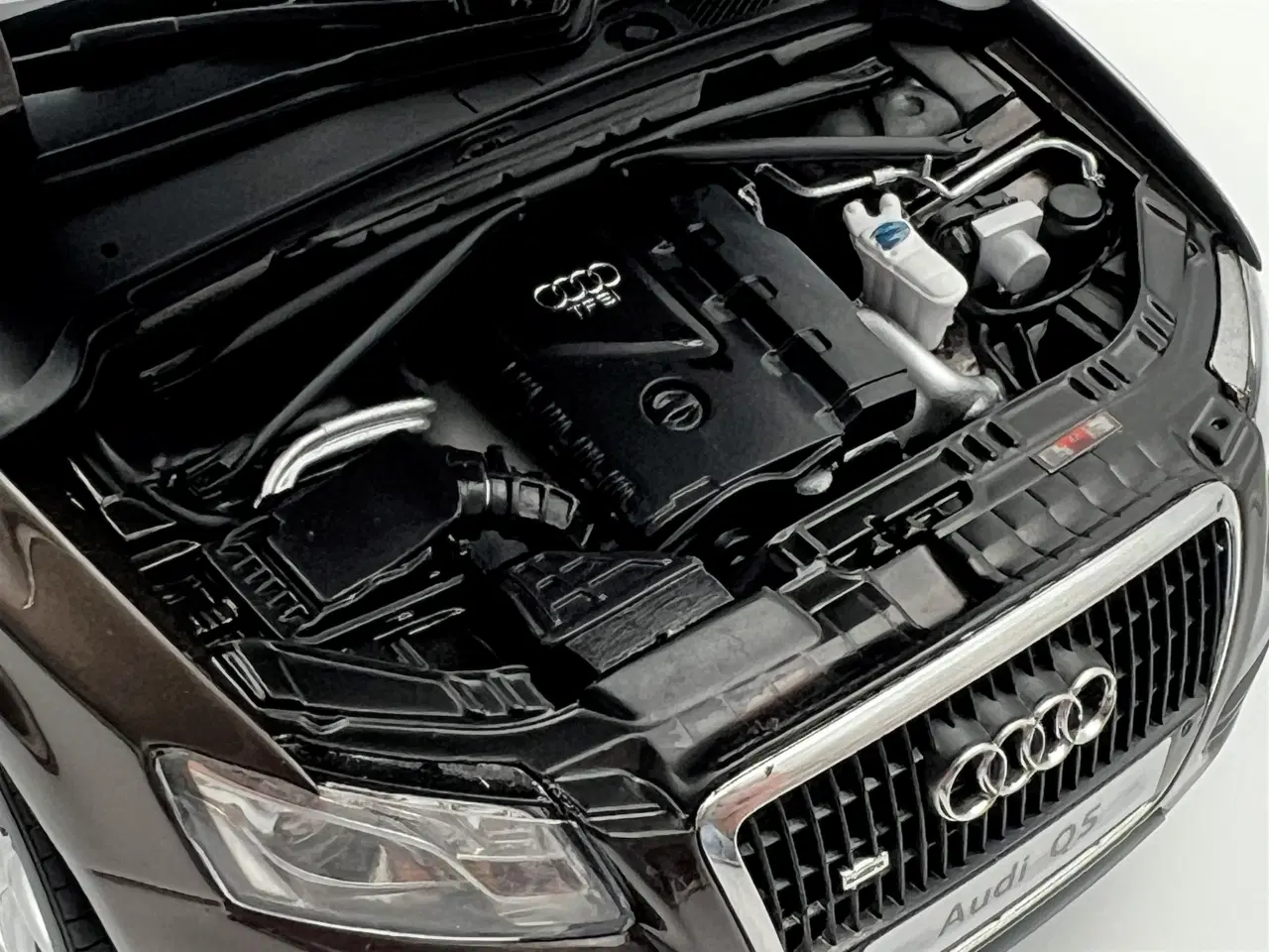 Billede 6 - 2009 Audi Q5 TFSI - 1:18