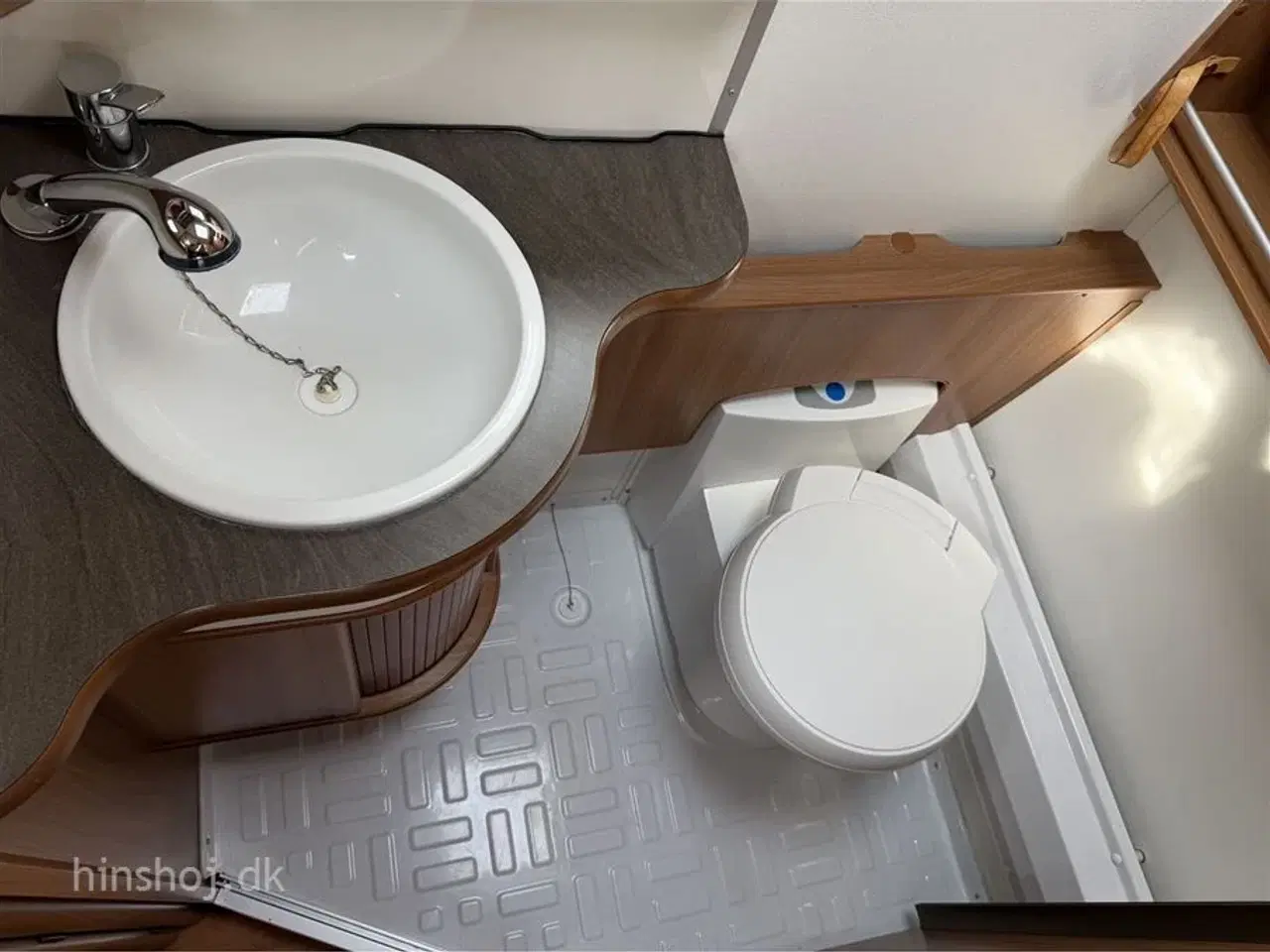 Billede 9 - 2011 - Kabe Royal 520 XL KS   Lækker Vintervogn fra Svenske Kabe med  fransk dobbeltseng fra Hinshøj Caravan
