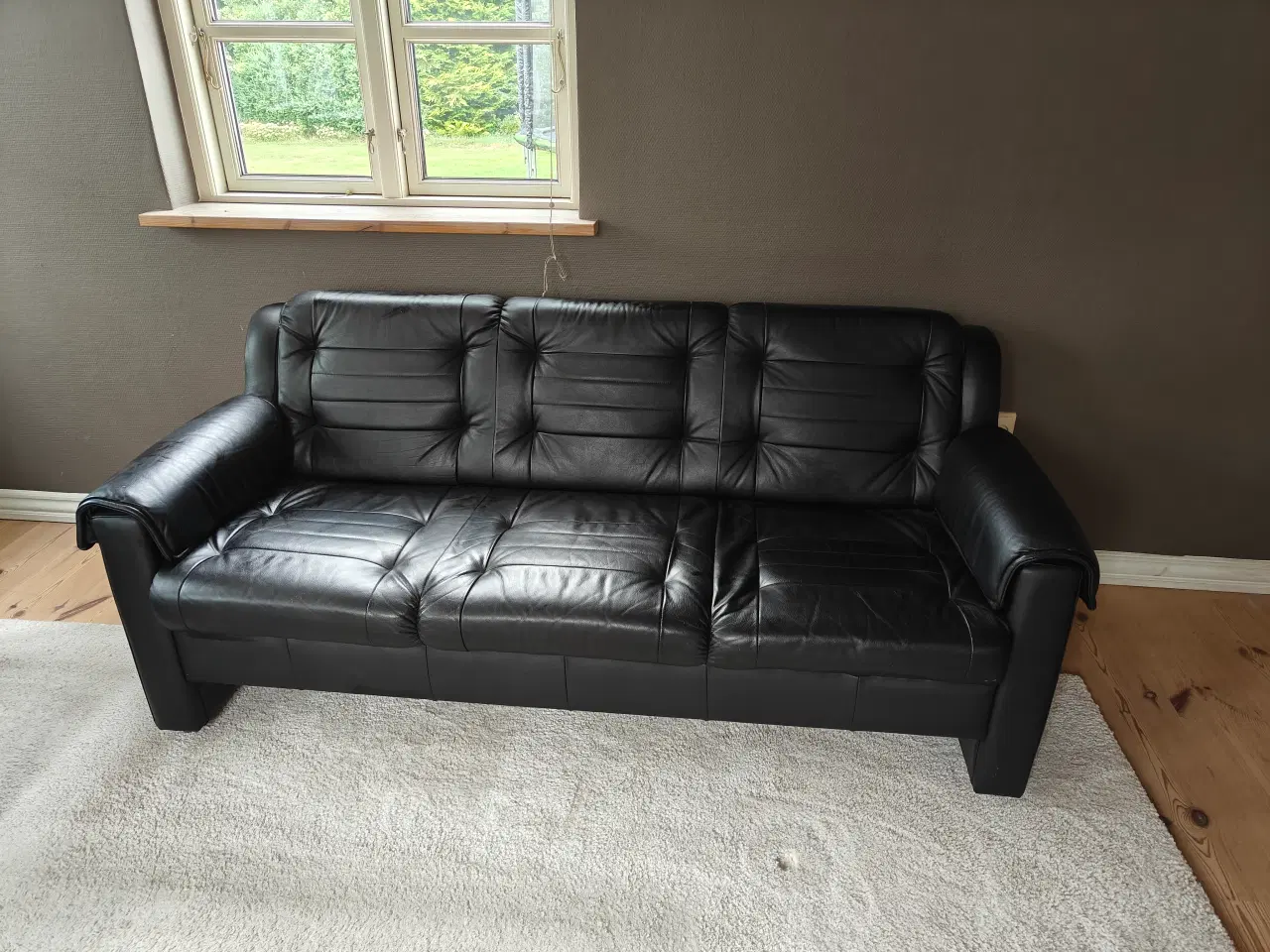 Billede 2 - Sort læder sofa sæt