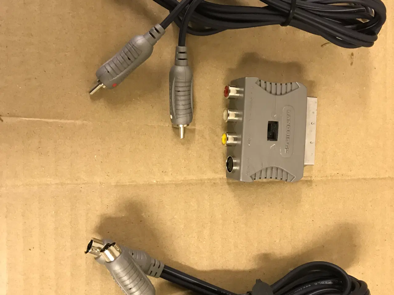 Billede 9 - Udvalg af video og audio kabler og adaptere