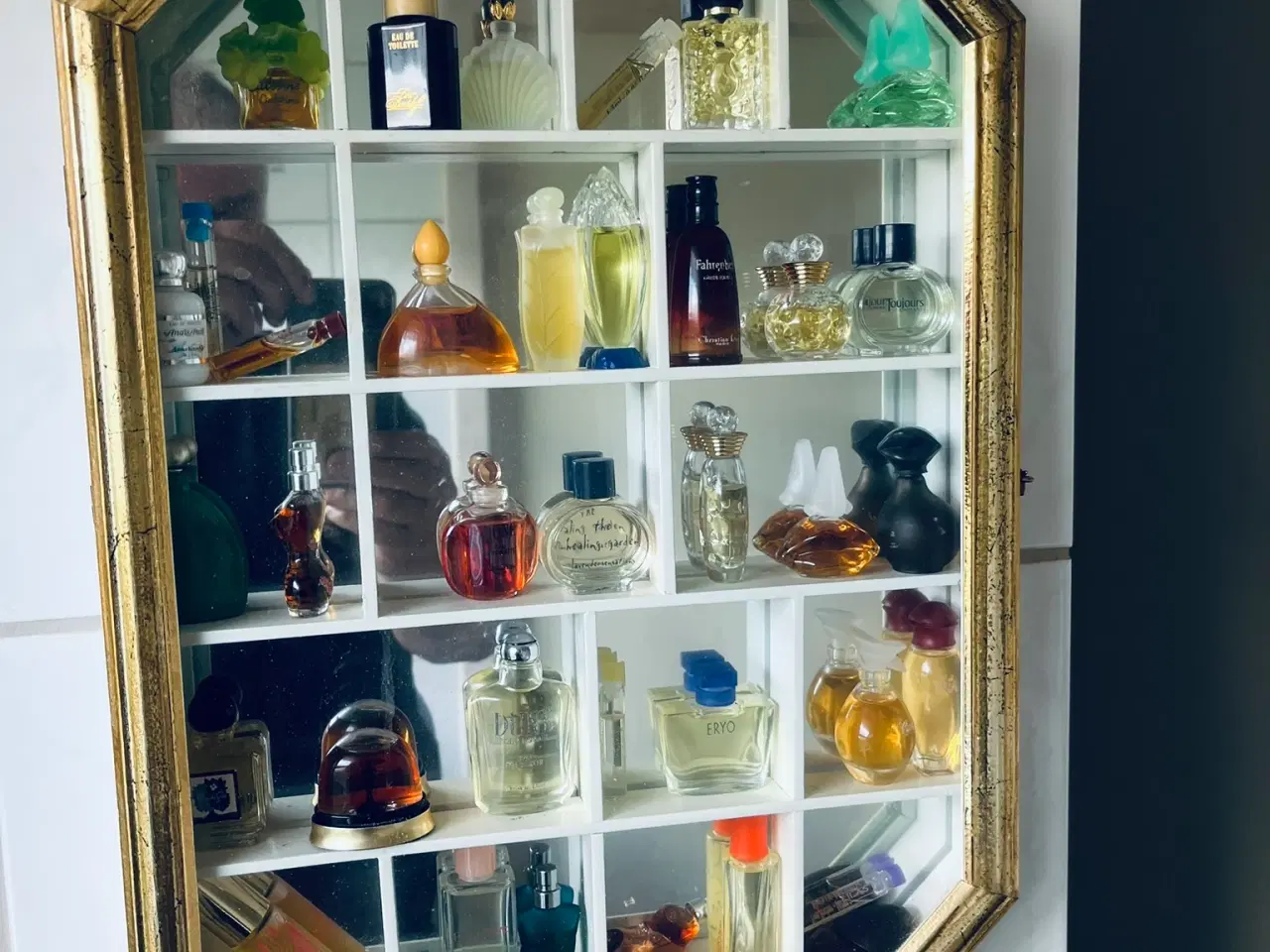 Billede 3 - Sættekasser med parfume