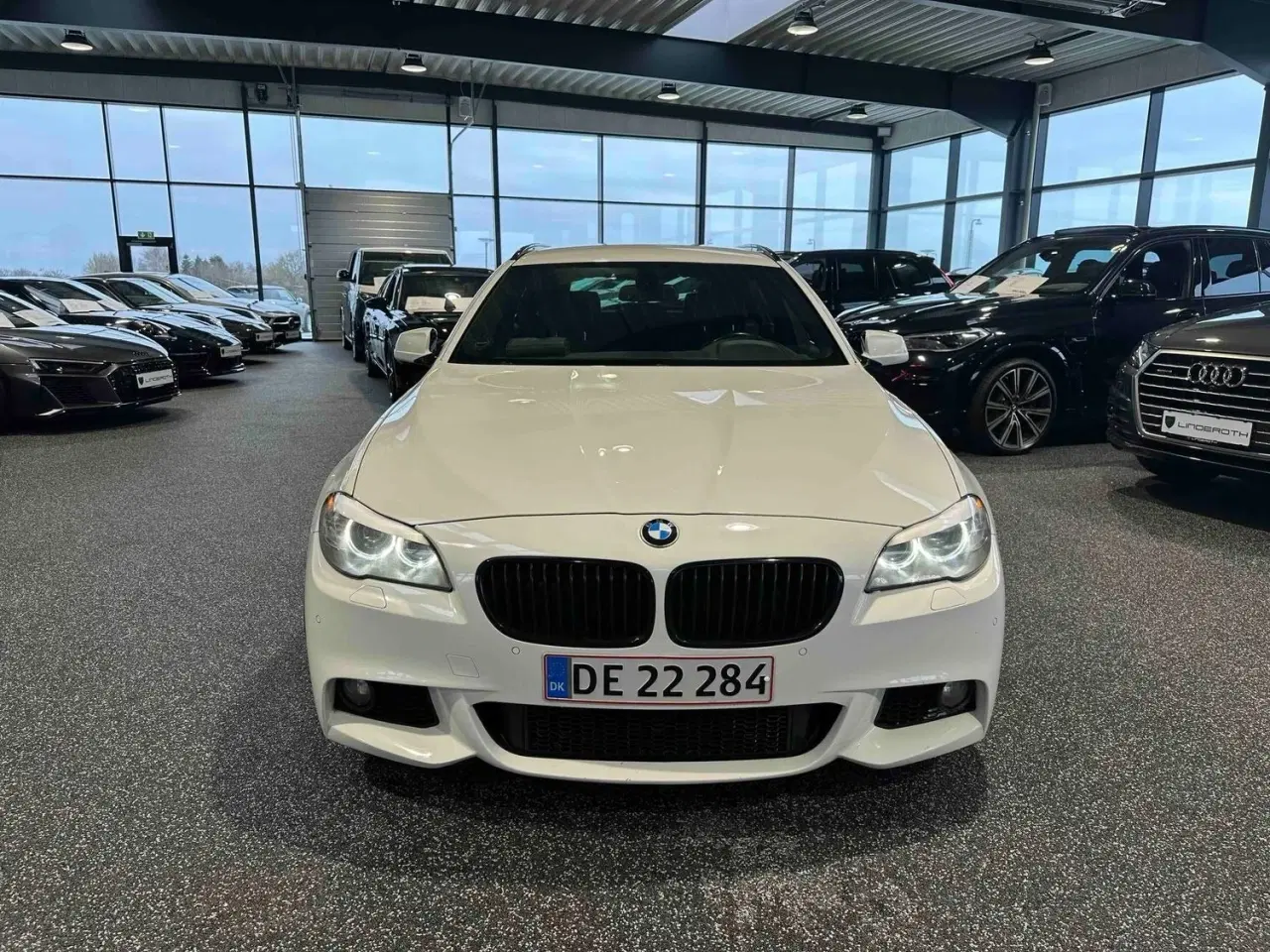 Billede 2 - BMW 520d 2,0 Touring aut.