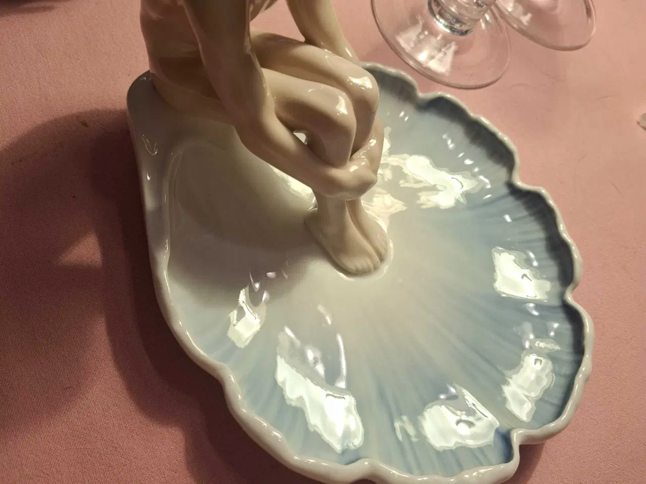 Billede 1 - Bing og Grøndahl - Nøgen dreng på fad