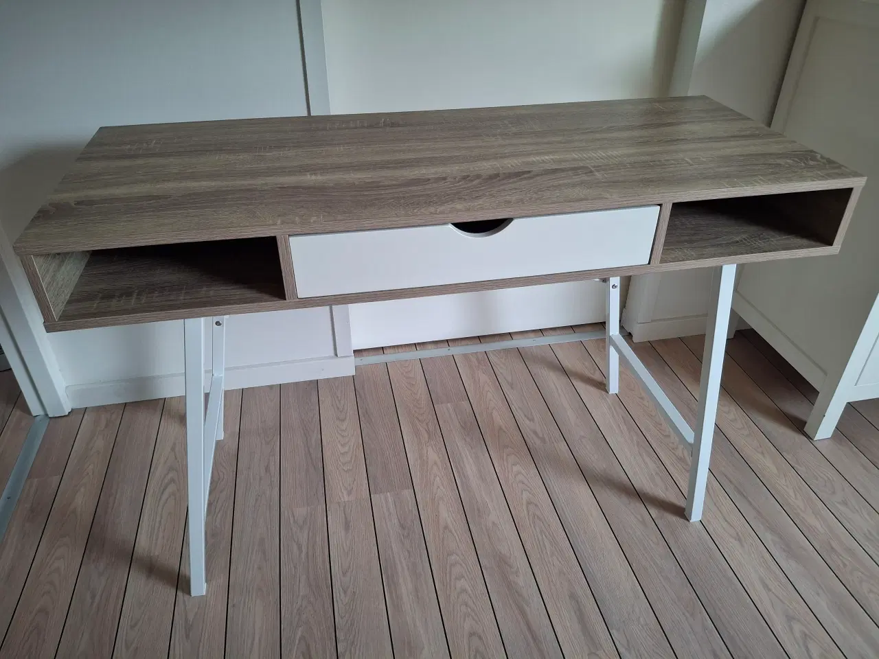 Billede 1 - Skrivebord 48x120