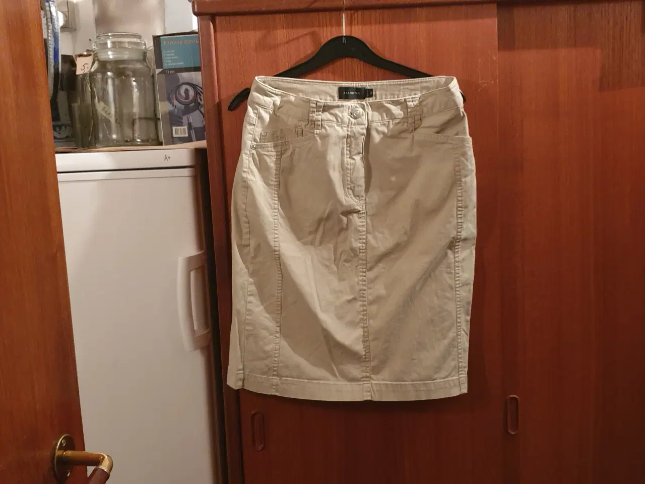 Billede 6 - GRATIS Velholdt dametøj & slips SE flere fotos