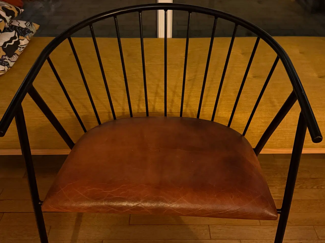 Billede 2 - 6 stole i markant New Yorker-style (læder)