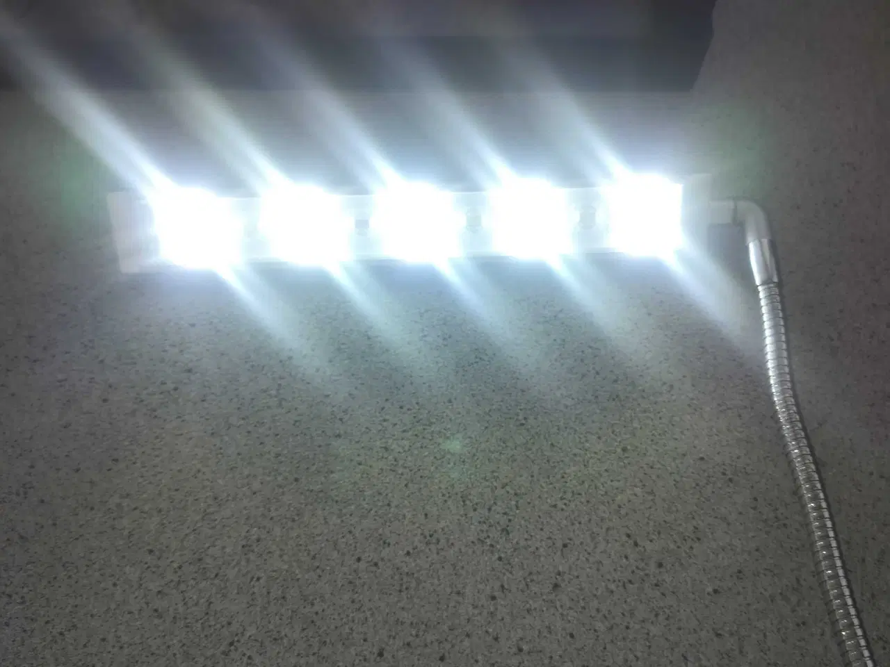 Billede 4 - Fedt akvarie 