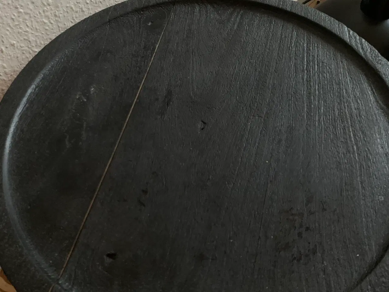 Billede 1 - Sort rundt bord.