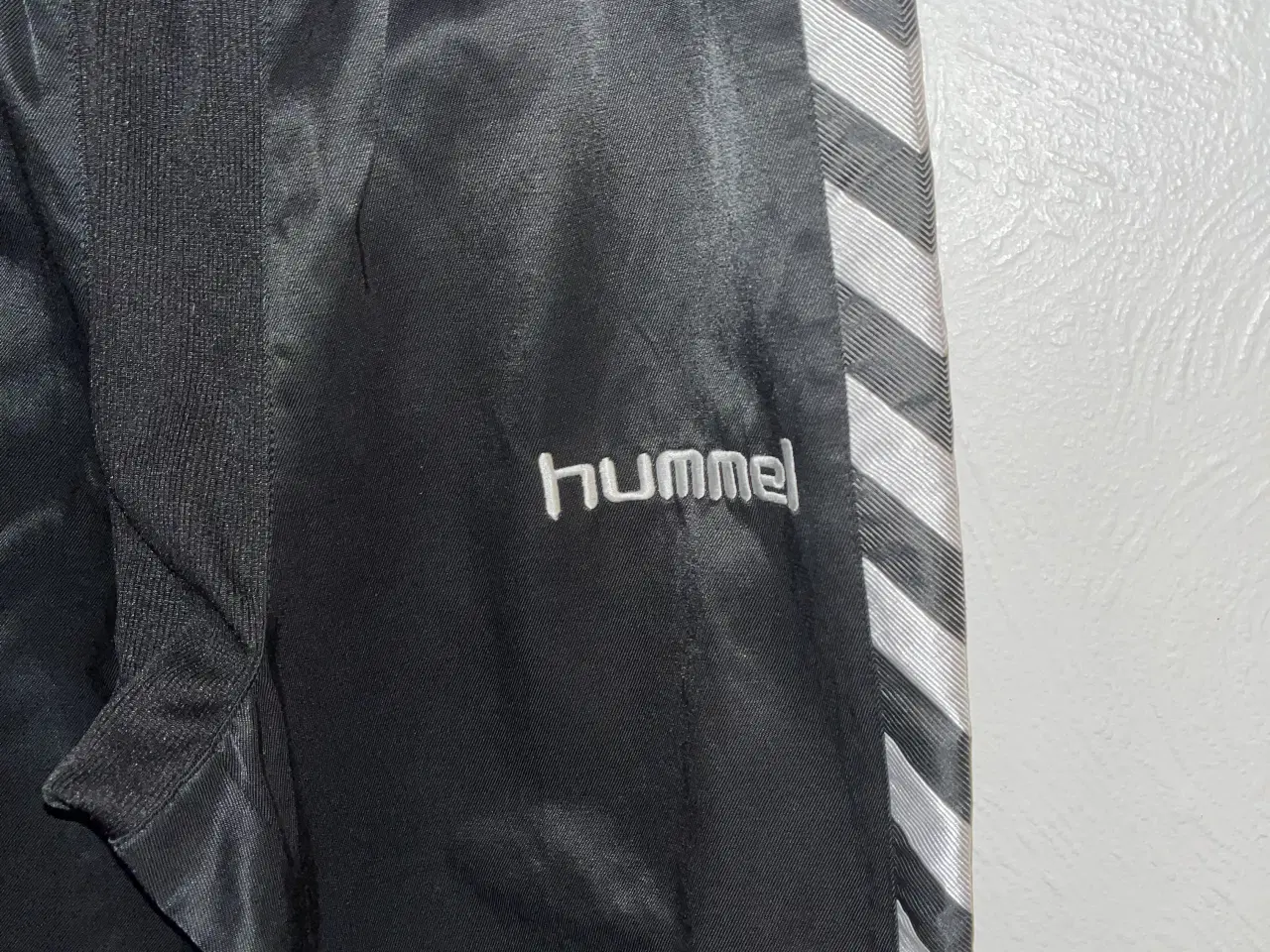 Billede 2 - Hummel fodboldknickers str. S